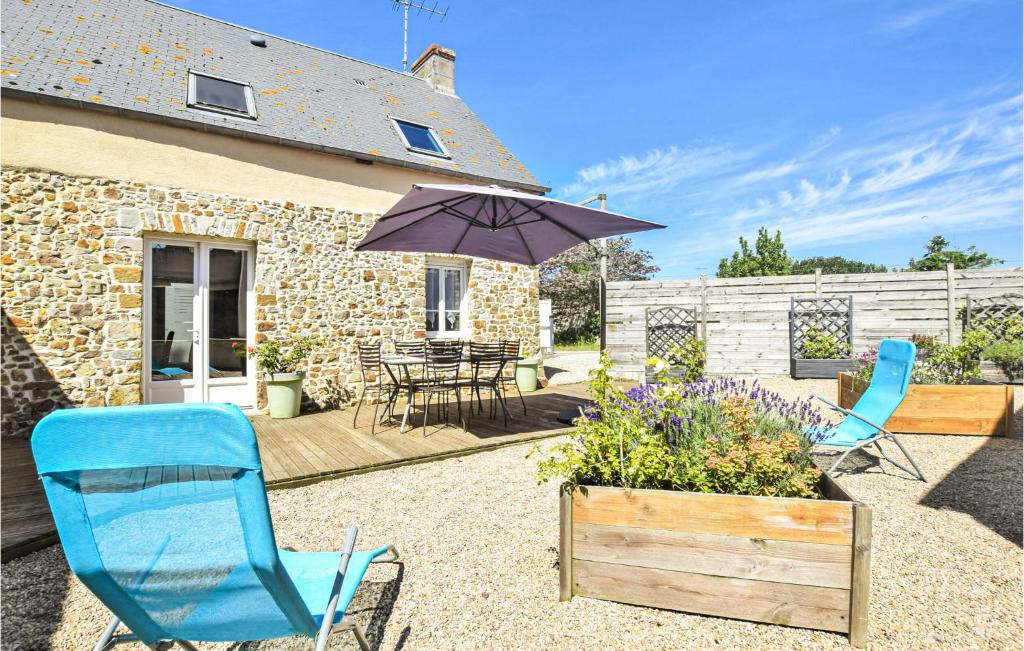 Beautiful Home In Crances With Wifi And 3 Bedrooms photo 4