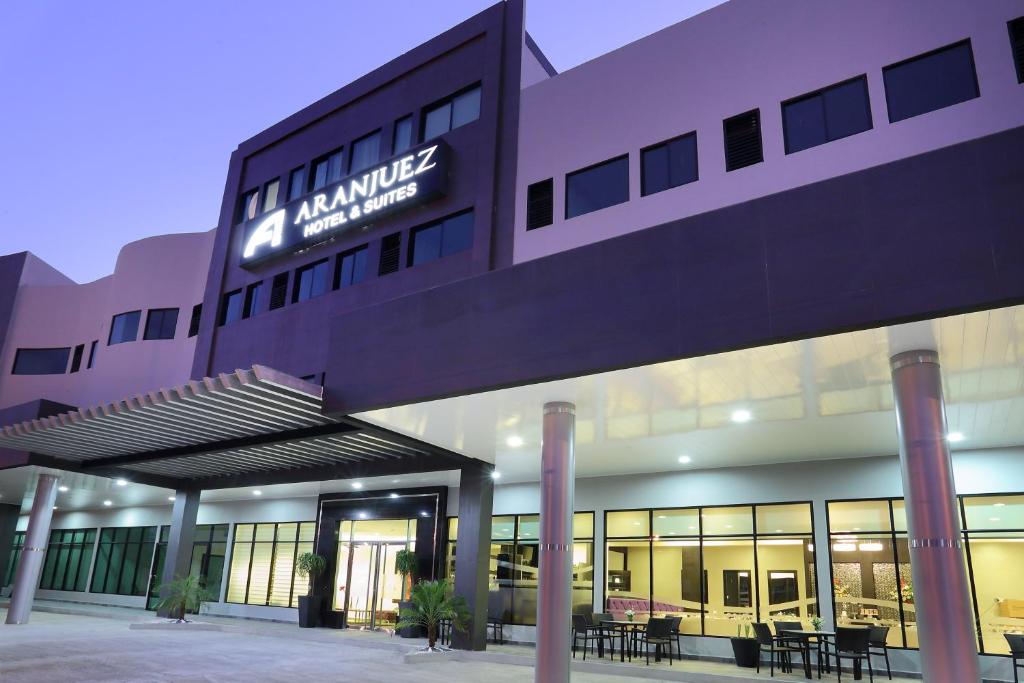 Aranjuez Hotel & Suites photo 2