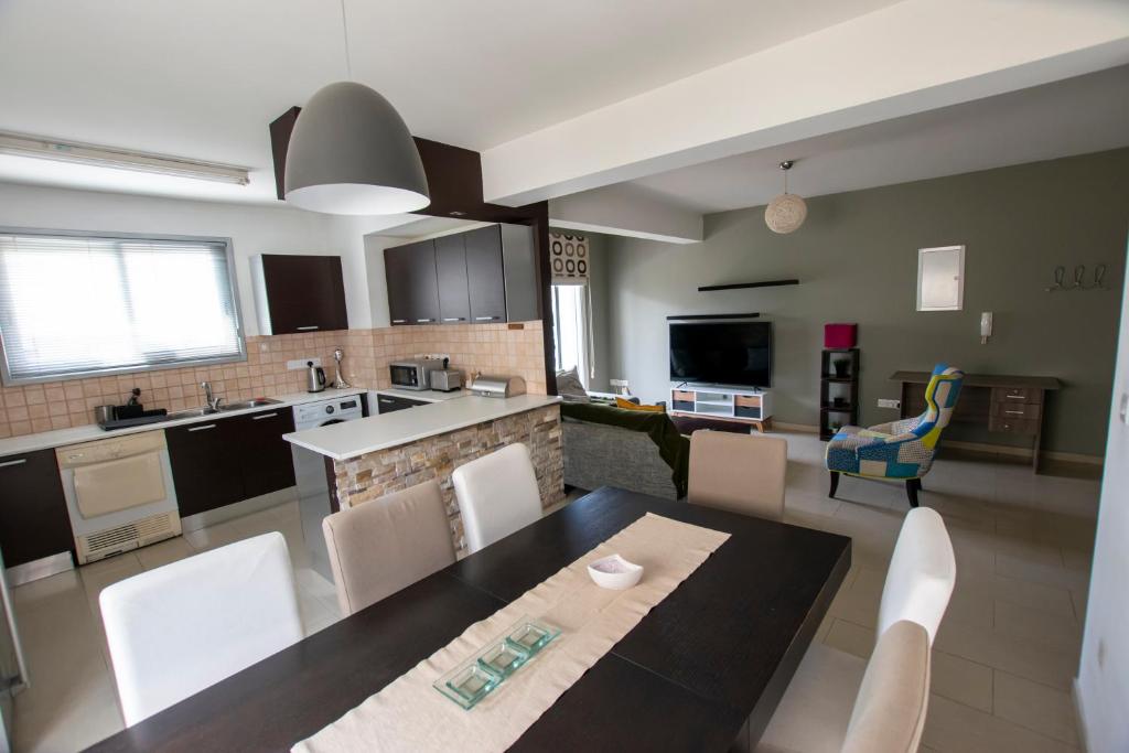 Glabur Stays - The Executive 2 BDR - Nicosia City, Free Parking & Wifi, Welcomes You!!! photo 3