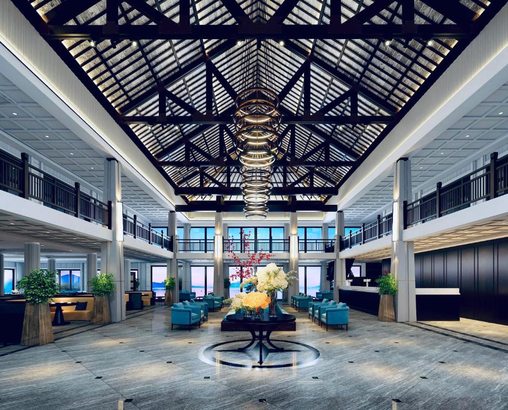 Royal Hotel & Healthcare Resort