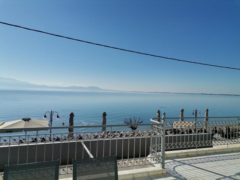 Διαμέρισμα Παραλία Μενιδίου photo 1