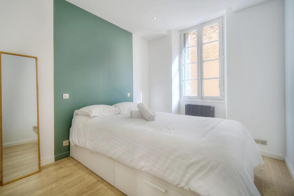 IMMOGROOM -historic center-Fully equipped apartment - AC - Wifi photo 2