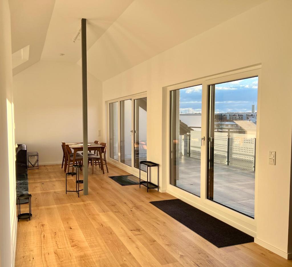 Apartment Lili-PS5-Terrace-View-Bright-Kitchen-2xBedroom photo 3