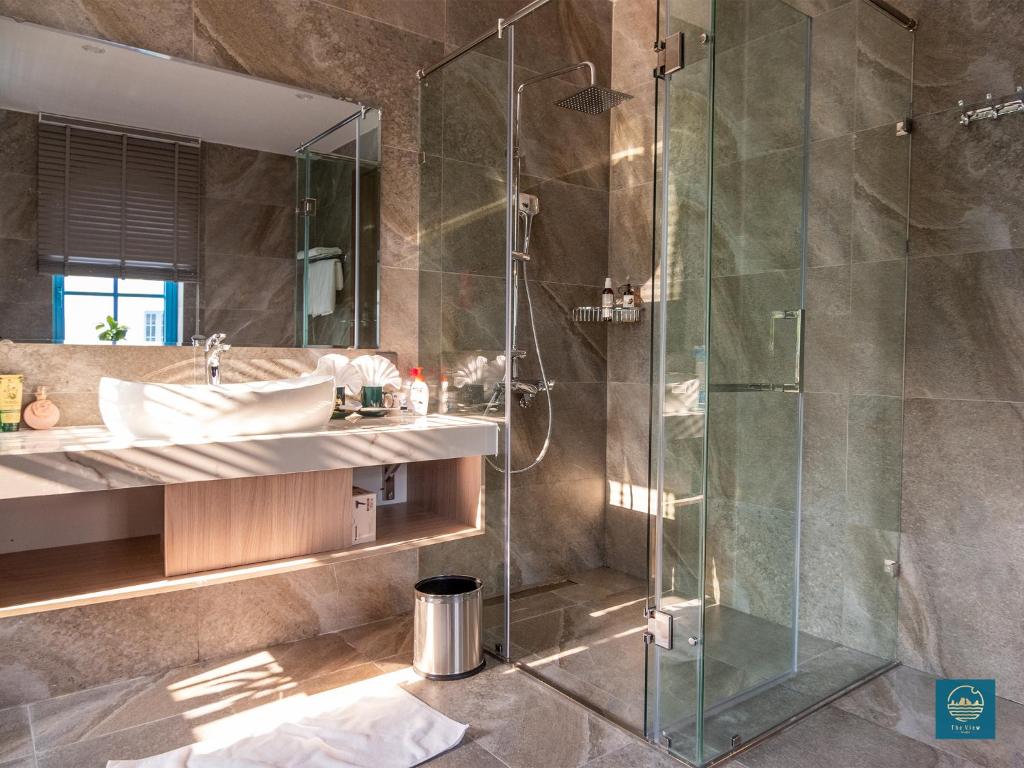 The View Villa & Homestay