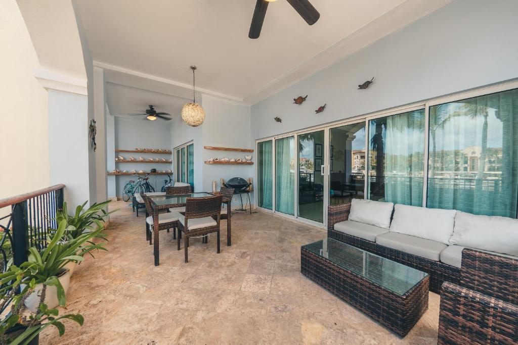 Spectacular apartment Aquamarina M14 photo 1