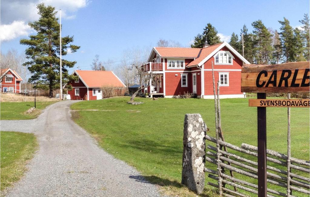 Awesome Home In Bergshamra With Wifi And 3 Bedrooms