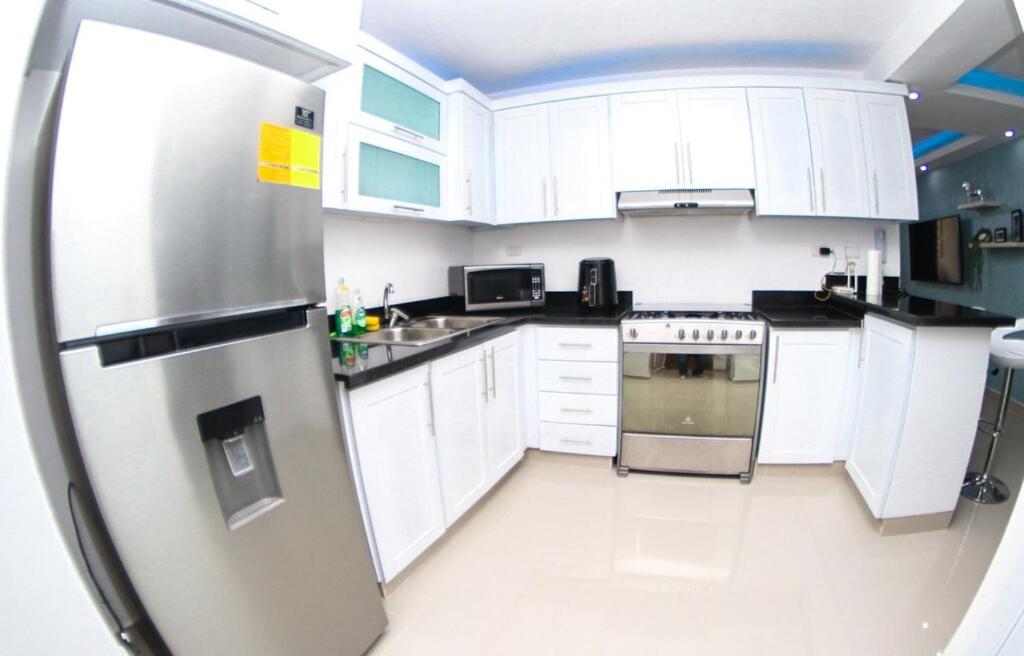 Luxurious 3-Bedroom Apartment with Pool & 24/7 security photo 1