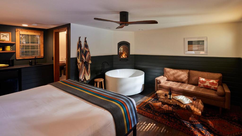 Highlands Resort - Adults Only photo 1