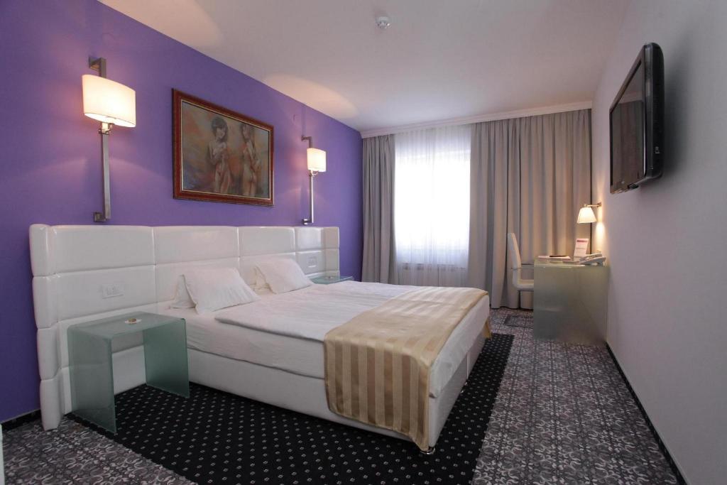 Hotel Phoenix photo 1