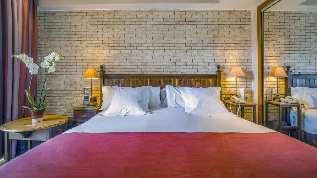 Hotel Roc Blanc & Spa Room Type - Superior Double Room