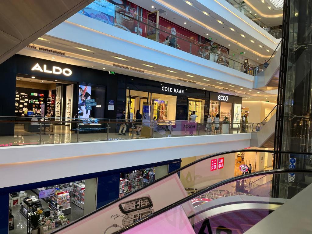 Vinhomes Metropolis Luxury Apt 3Br near Lotte