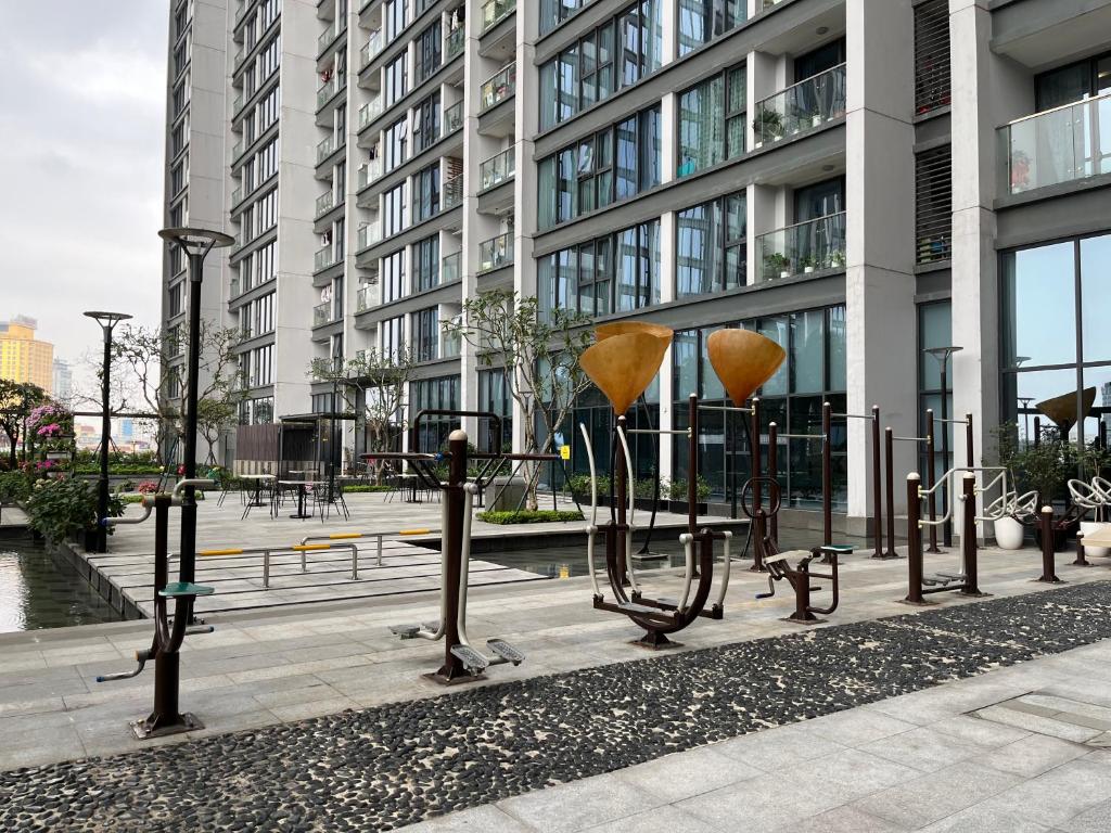 Vinhomes Metropolis Luxury Apt 3Br near Lotte