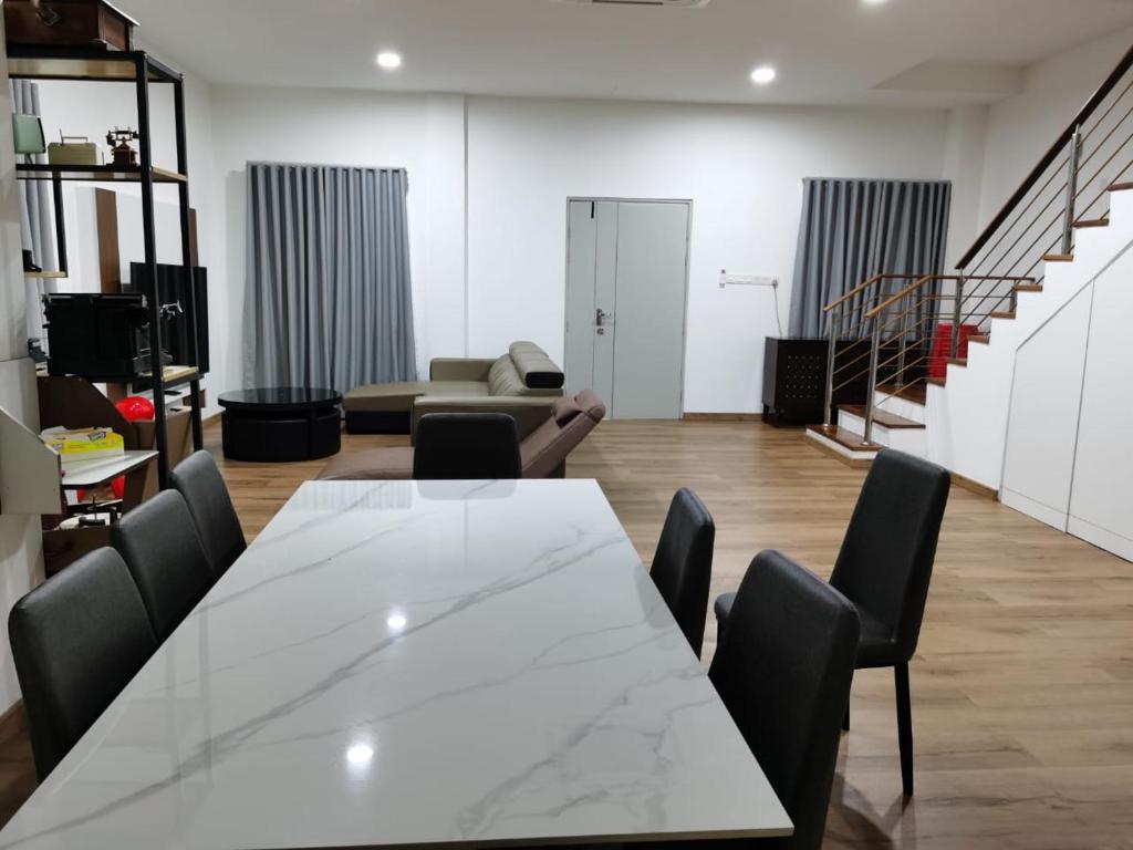 XHQ Home Stay - PD Mahkota （30 Pax） photo 2