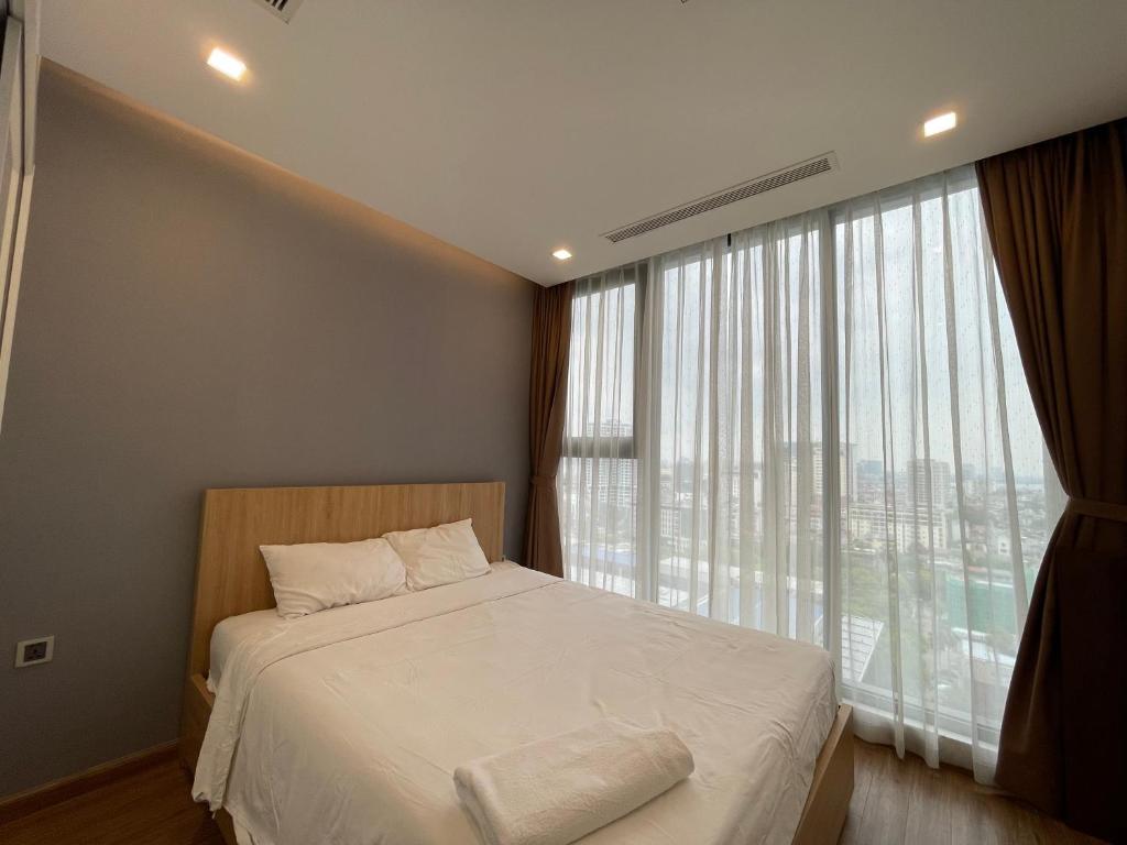 Vinhomes Metropolis Luxury Apartment 2 Br