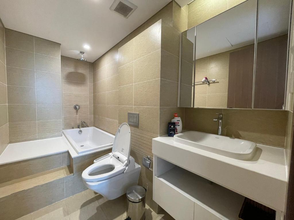 Vinhomes Metropolis Luxury Apartment 2 Br