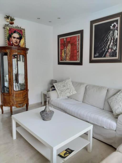 Superbe appartement vue sur piscine et mer photo 3