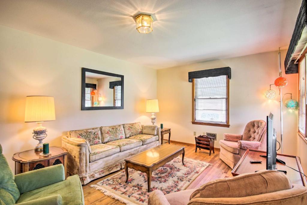 Charming Aiken Vacation Rental 2 Mi to Dtwn! photo 4