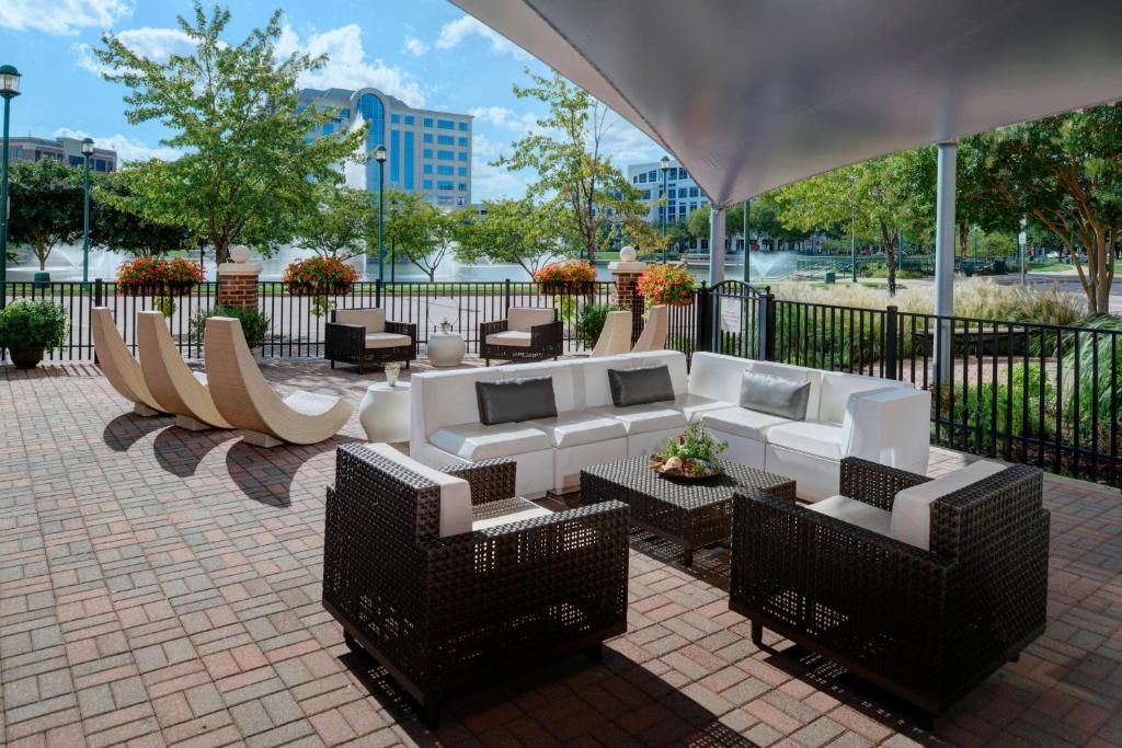 Newport News Marriott at City Center image