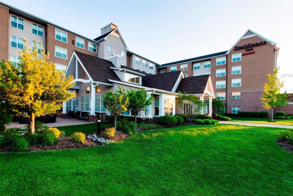 Residence Inn Marriott Chicago Midway image