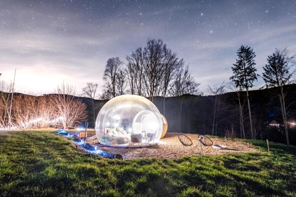 Bubble Tent Gutach- Schlafen unterm Sternenhimmel