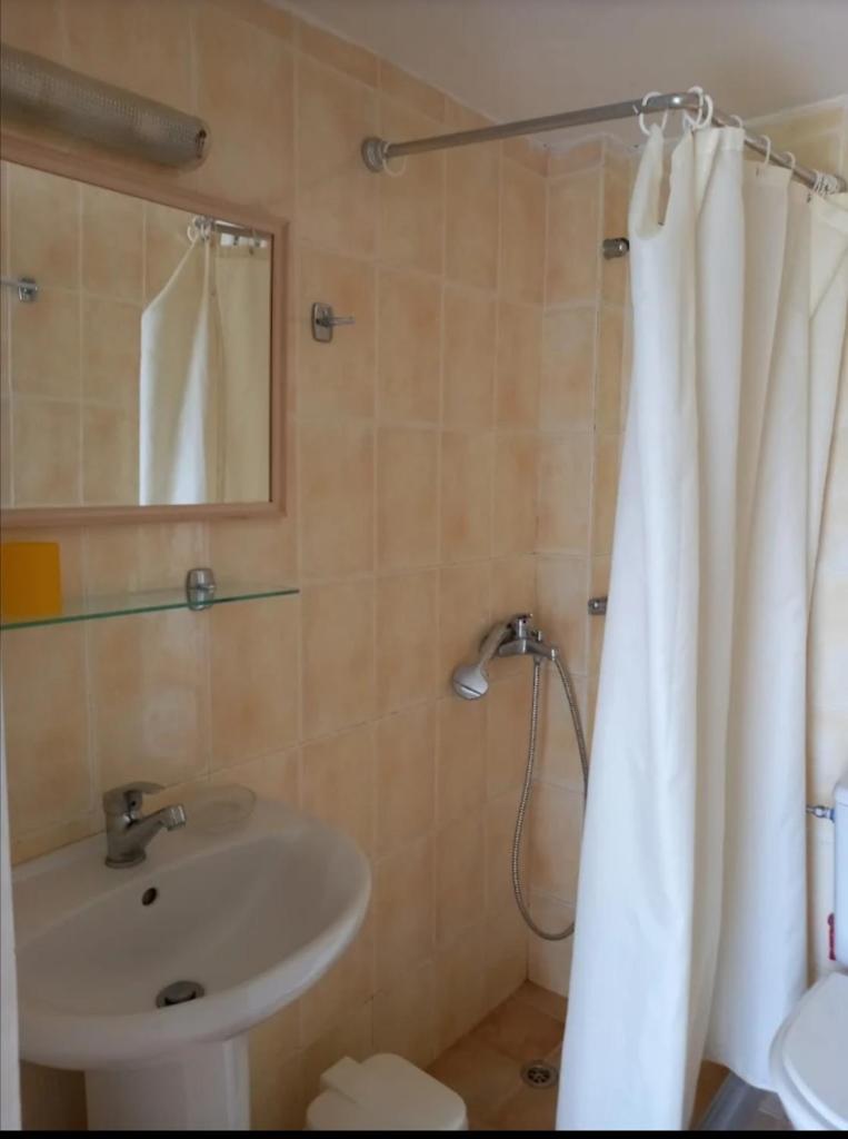 Argo rooms photo 2