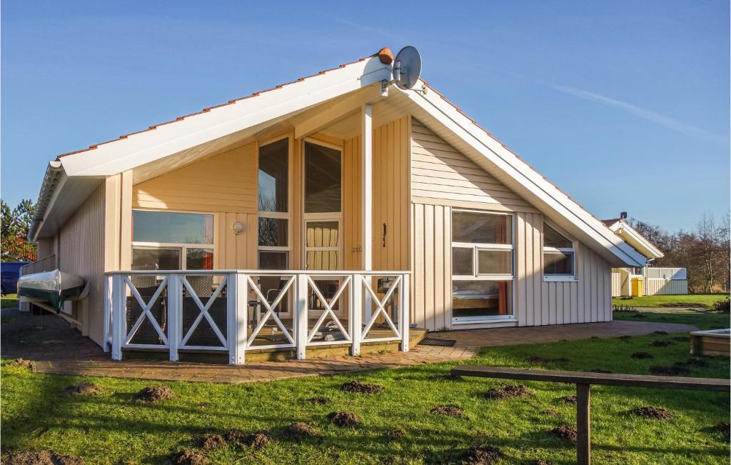 Awesome Home In Otterndorf With Sauna, Wifi And 6 Bedrooms