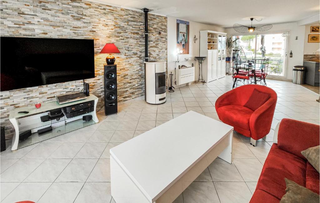 Stunning Home In Fleury D Aude With 3 Bedrooms And Wifi photo 3