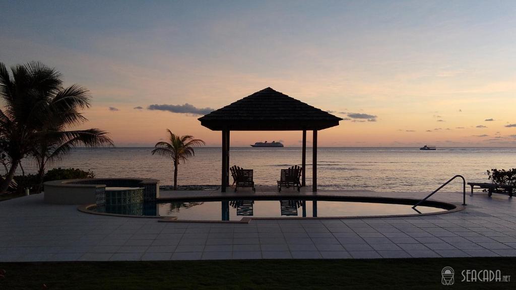 Seacada- Beachfront - Pool - Panoramic Sunsets photo 4