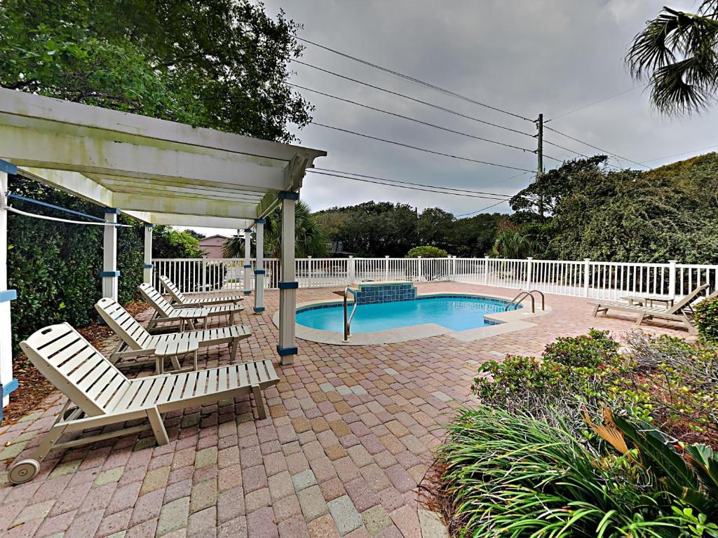 Camellia House photo 1