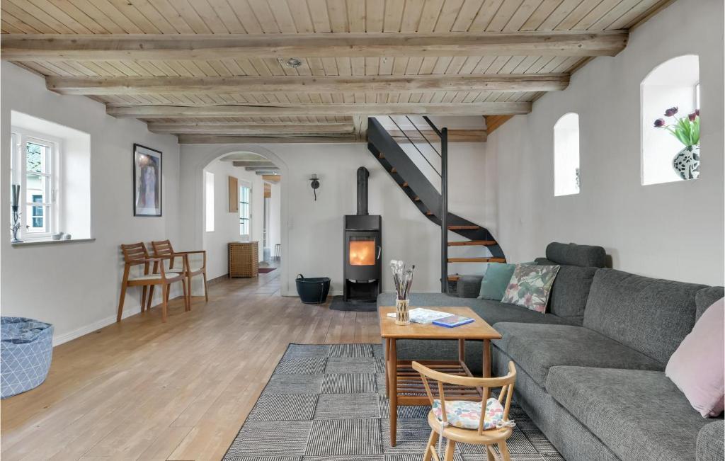 Stunning Home In Frederiksvrk With Wifi And 3 Bedrooms photo 1