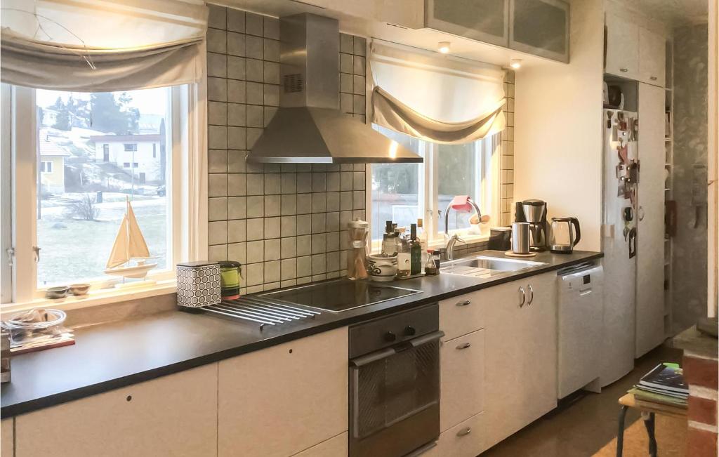 Awesome Home In Tby With Sauna, Wifi And 2 Bedrooms photo 3