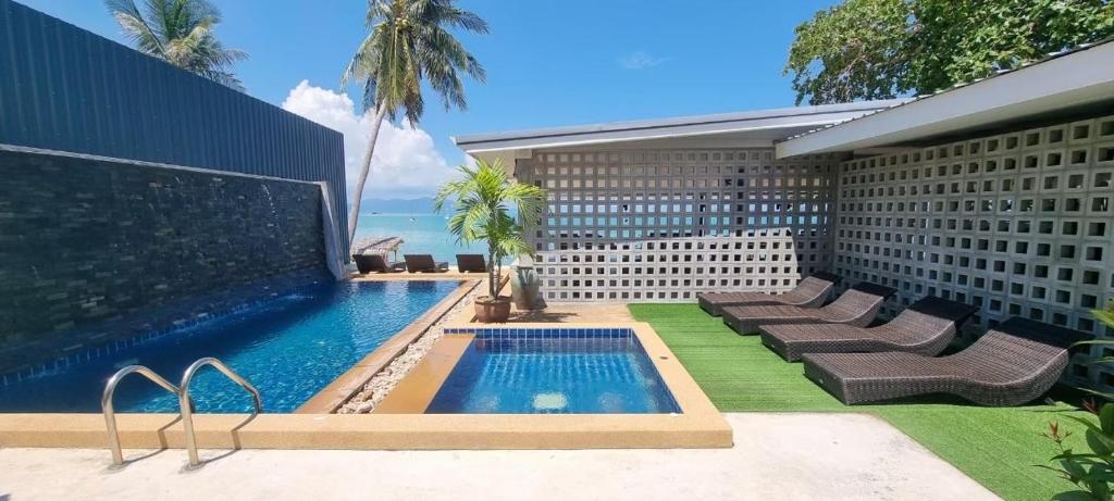 Pico Samui photo 1