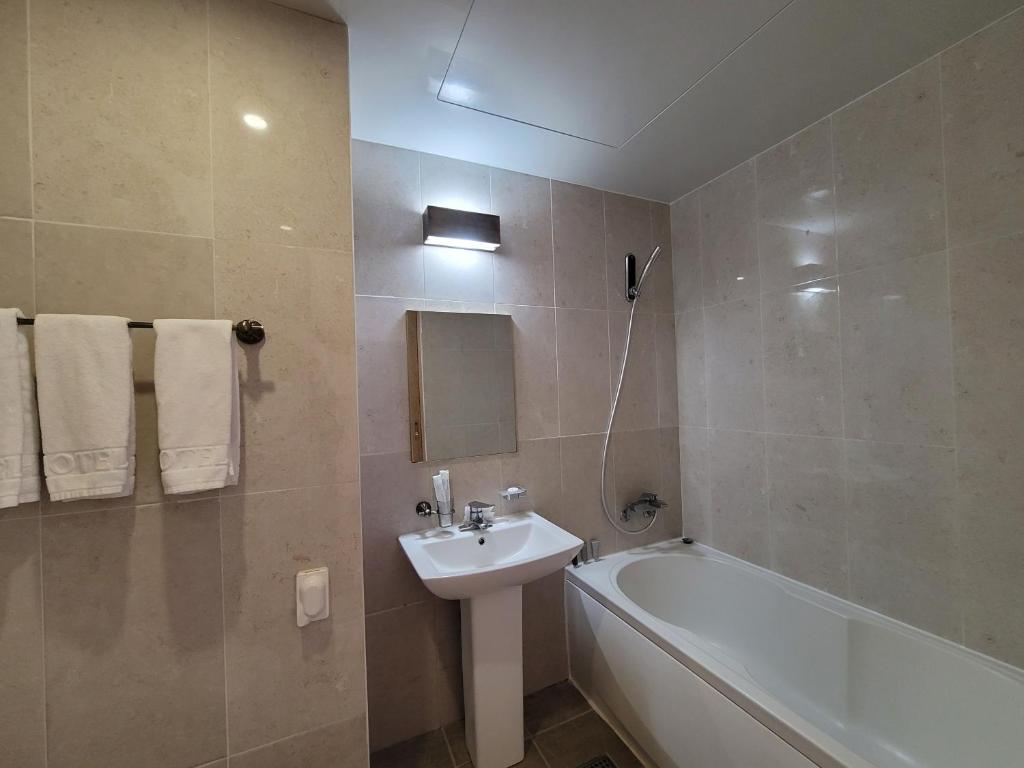 BK Hotel Jeju photo 1