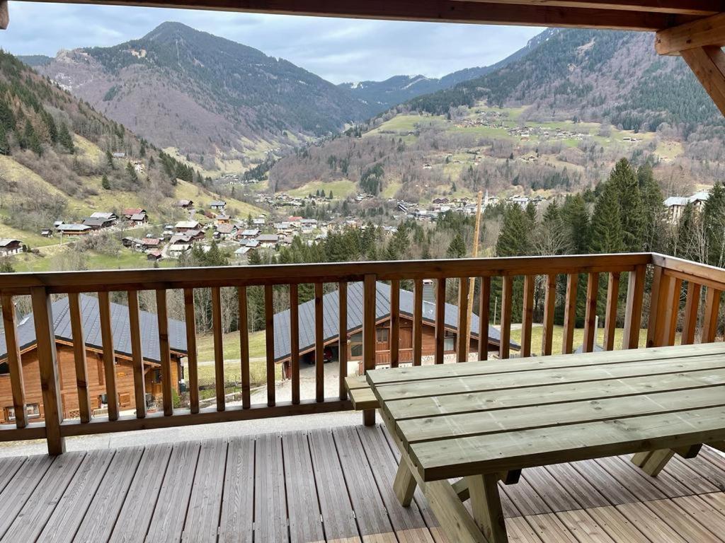 Magnifique vue - Pistes 1 min - Parking possible photo 1