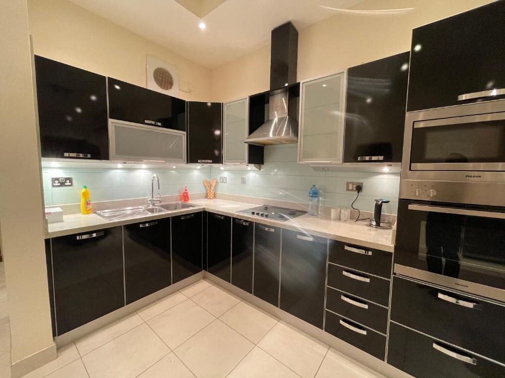Premium 2 Bedroom Flat photo 2