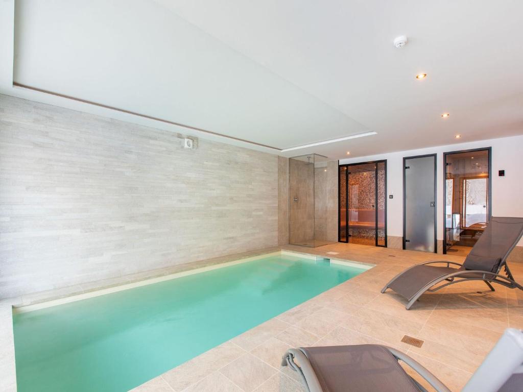Prestigious chalets 40 p in classified site exceptional view swimming pool sauna photo 1