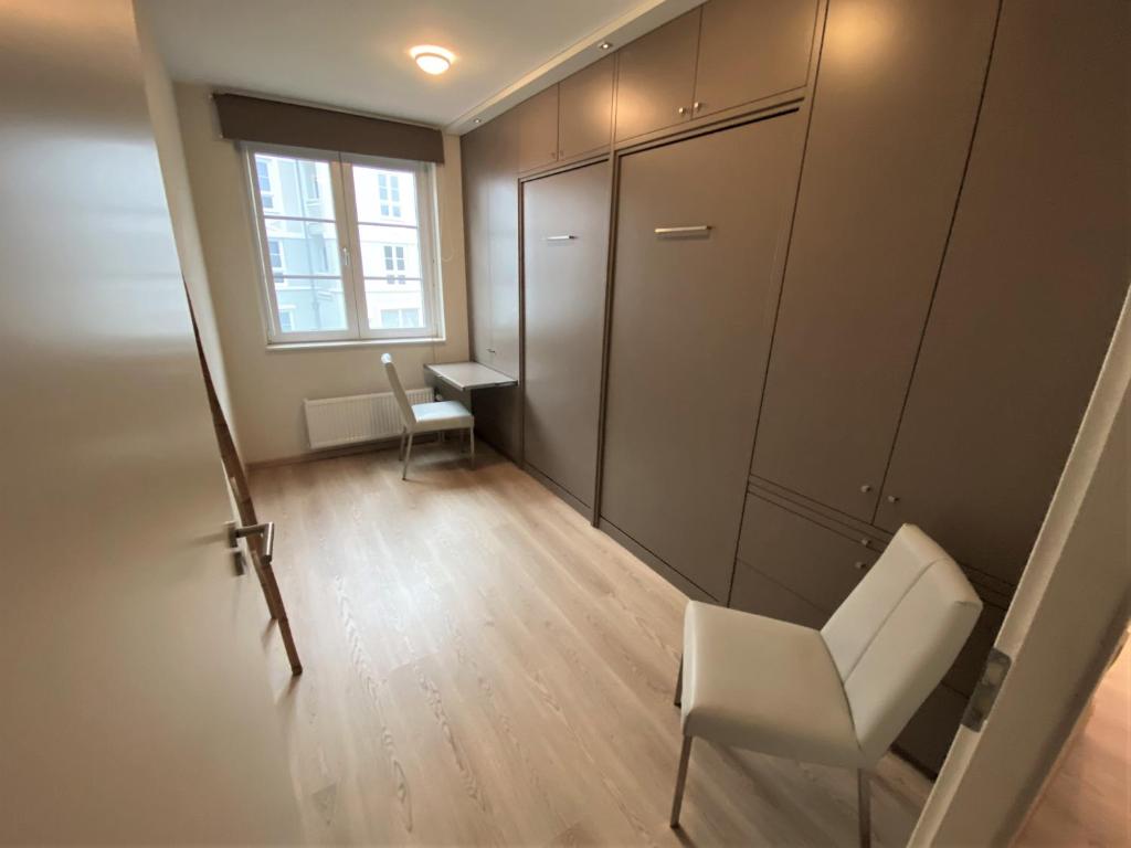 Edward Hopper Suite, Duinhof 3-9-7, spacious apartment near the beach with sunny balcony photo 2
