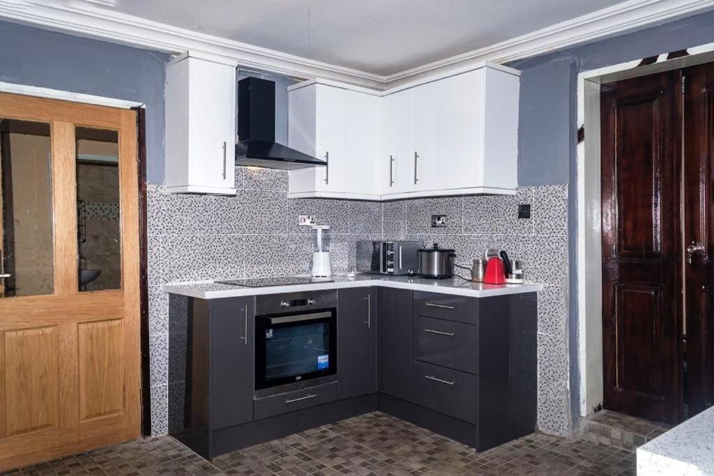 M & B Residence photo 3
