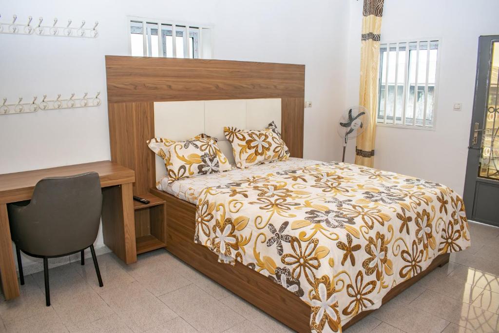 Longho Lodge Bundoma - Buea photo 1
