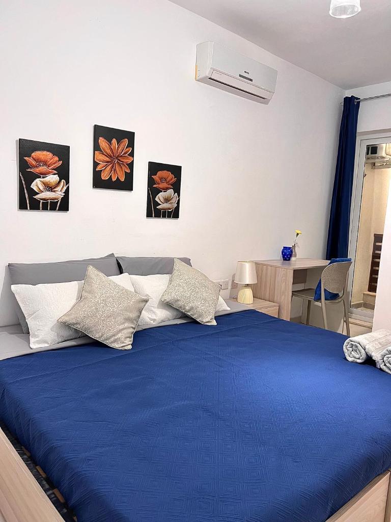 Habitación Doble o sencilla en apartamento Compartido en Gzira Malta , zona centrica