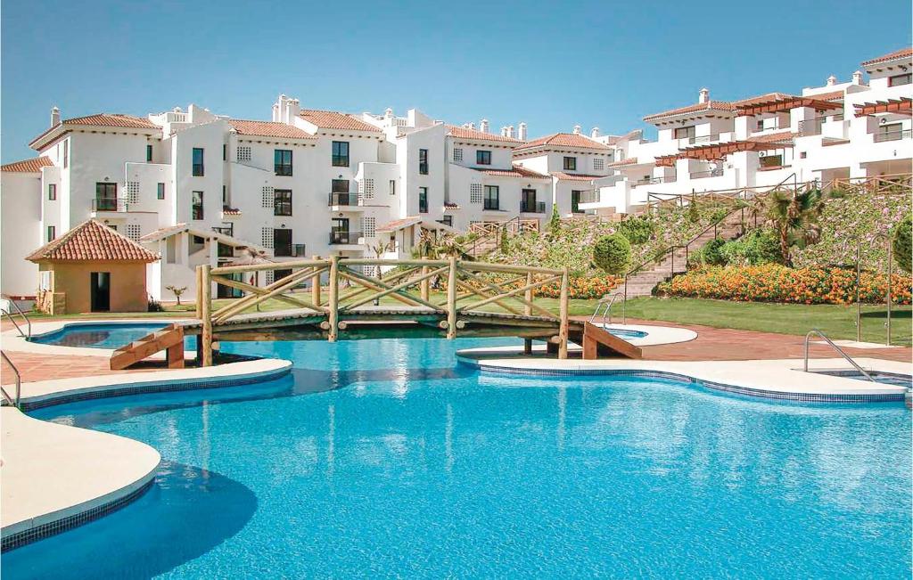 Nice Apartment In Lnea De La Concepcin With 3 Bedrooms, Wifi And Outdoor Swimming Pool photo 1