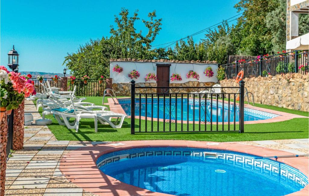 Nice Home In Mecina Bombarn With Outdoor Swimming Pool, Wifi And 2 Bedrooms photo 2