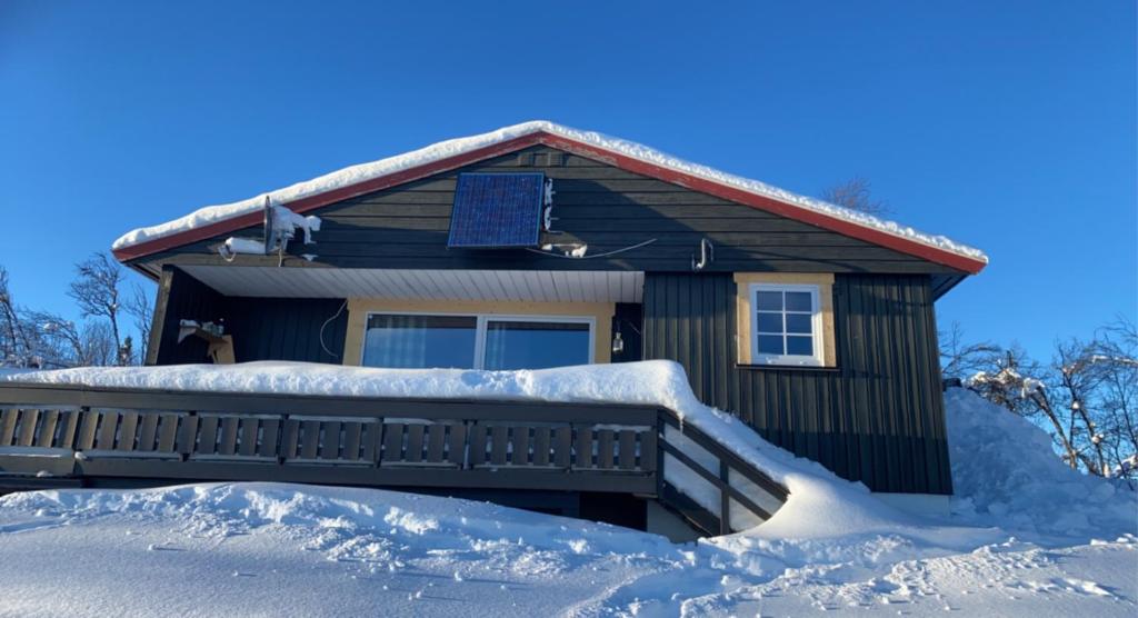 Cabin in the Mountain, Outstanding View & Solar Energy photo 2