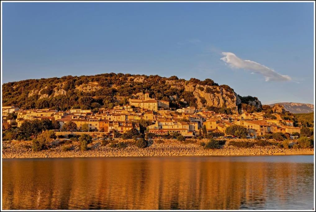 Appartement face au lac photo 4