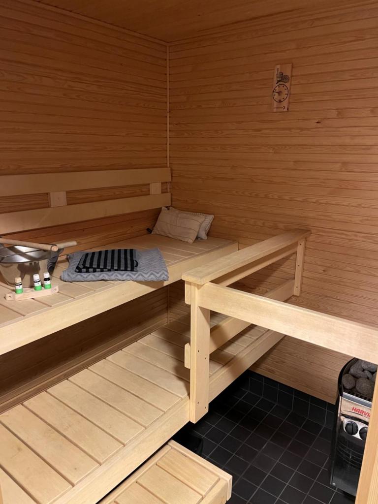 Studiohuoneisto Valtakatu 45, sauna, AC, WiFi photo 1