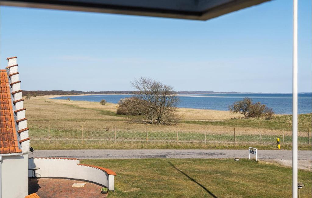 Awesome Apartment In Allingbro With 3 Bedrooms And Wifi photo 1