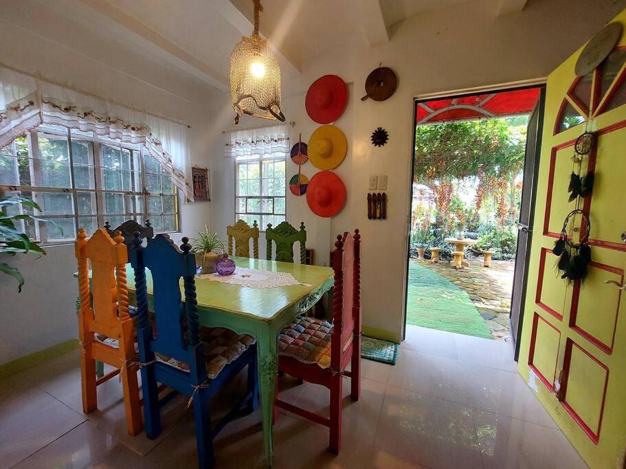 PROMO: Shabby Chic Countryhome with Huge Garden, Jacuzzi Pool, Mini Billiards, Video Karaoke photo 1