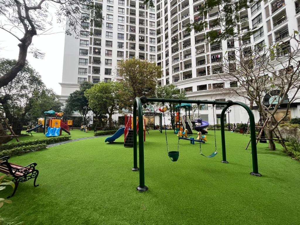 Vinhomes Royal City Luxury Apartment 2 Br