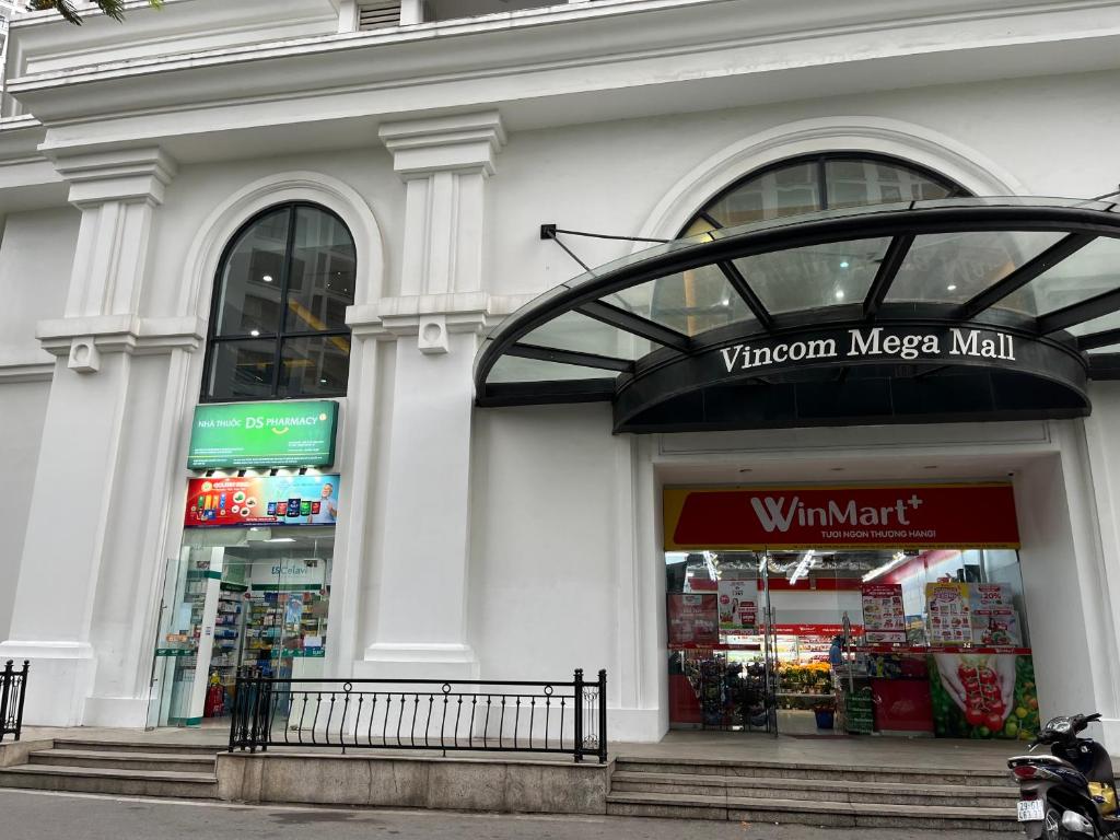 Vinhomes Royal City Luxury Apartment 3Br