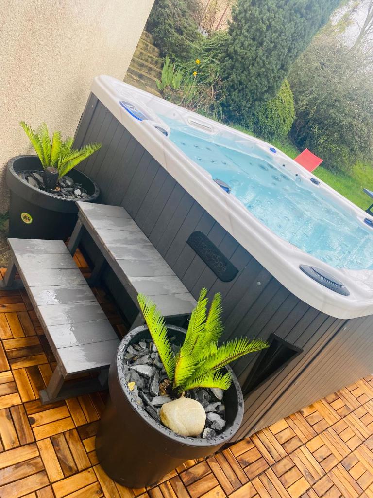 Gîte familial avec spa privatif & piscine chauffée photo 2